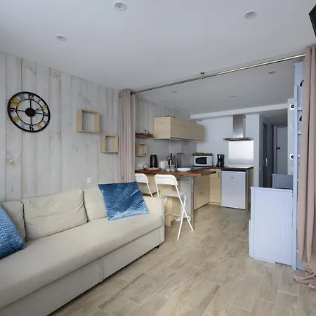 Confort Renove, Balcon Sud, Skis Aux Pieds - Fr-1-181-2556 Apartamento